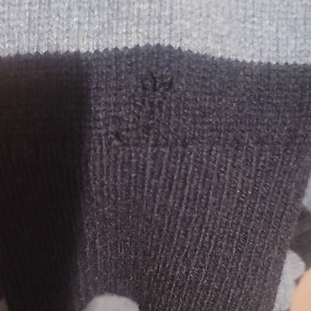Patagonia Men's Navy and Gray Striped Crewneck Sweater